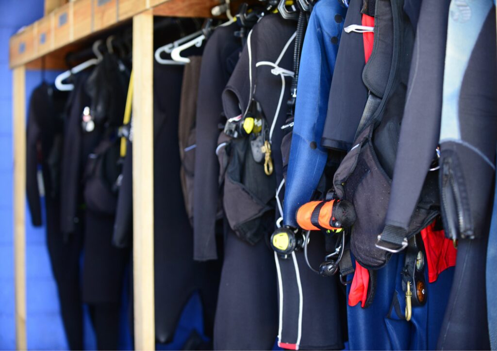 dive gear - wetsuit