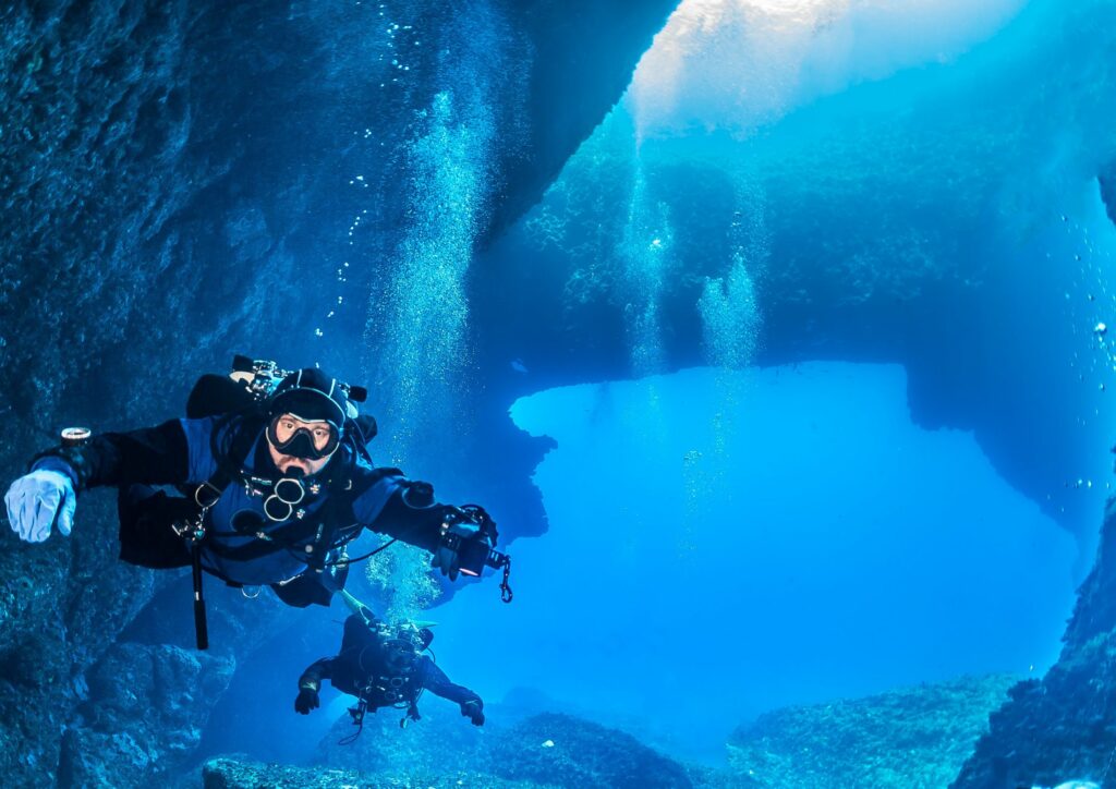 Diving Science Specialty training - blue cave