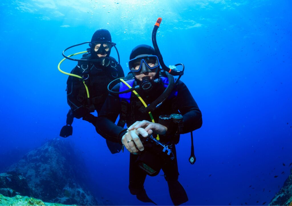 Bali diving 2 scuba divers