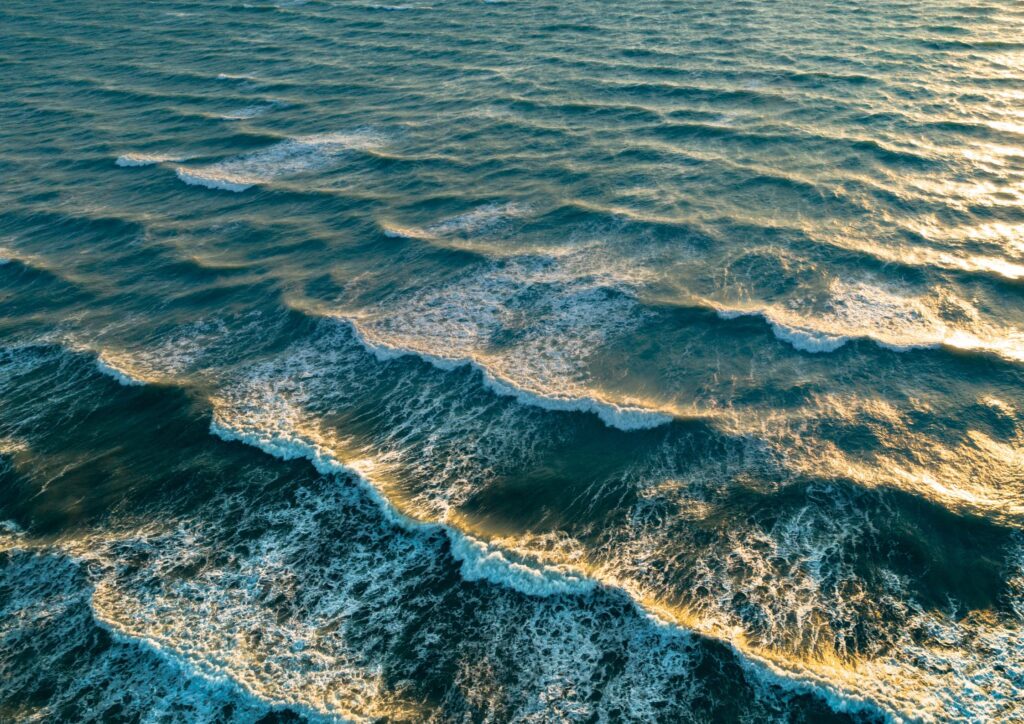 sea currents wave